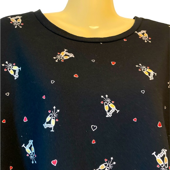 Earl Crewneck Sweatshirt Champagne Glasses Hearts Celebration Fun Holiday Large - Picture 2 of 10
